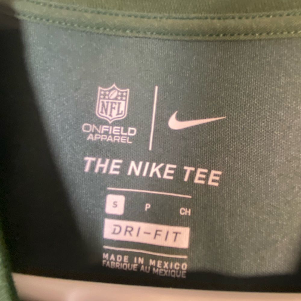 Nike Green Packers Long Sleeve Shirt - Picture 3 of 6